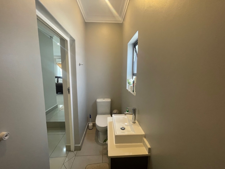 3 Bedroom Property for Sale in Wild Olive Estate Free State